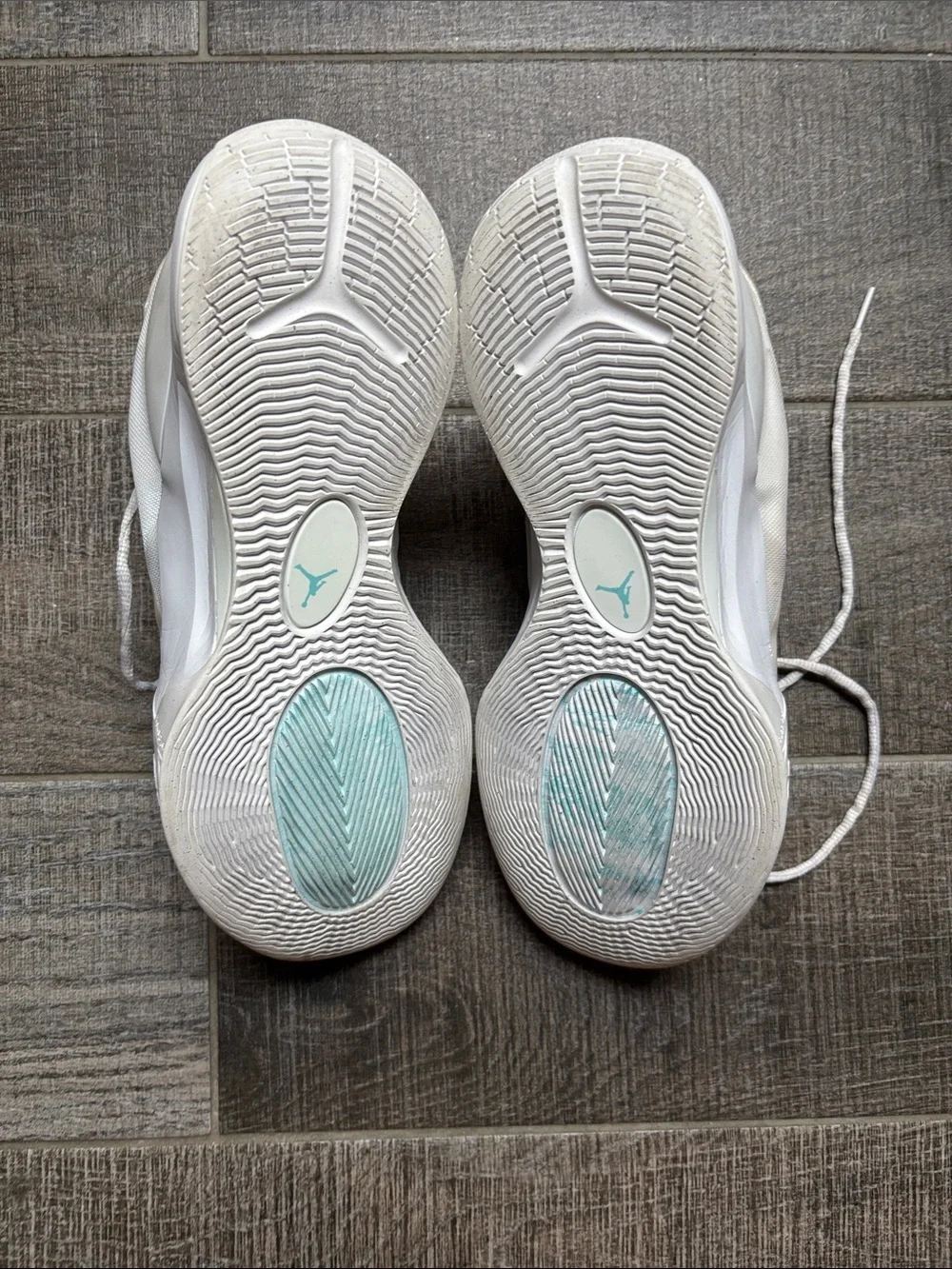 White Jordan Basketball Shoes
